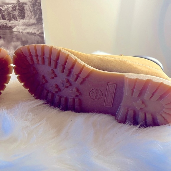 Timberland 6" Premium Wheat - Picture 2 of 6